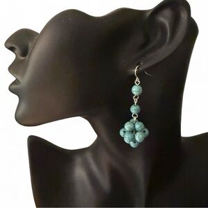 Turquoise stone flower dangle earrings NEW